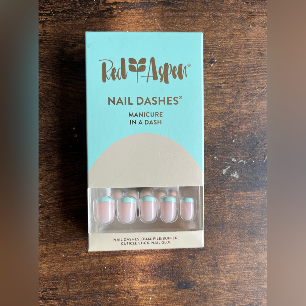 Red Aspen Nail Dashes - Minty French, Faith